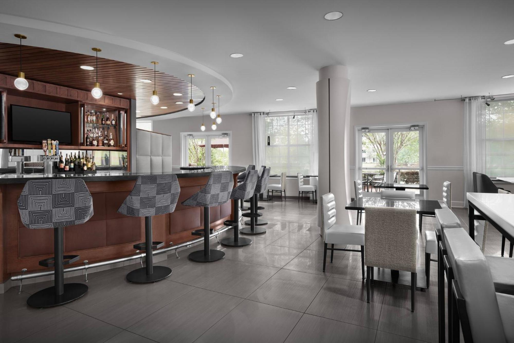 Hotel Indigo Jacksonville-Deerwood Park By Ihg Dış mekan fotoğraf